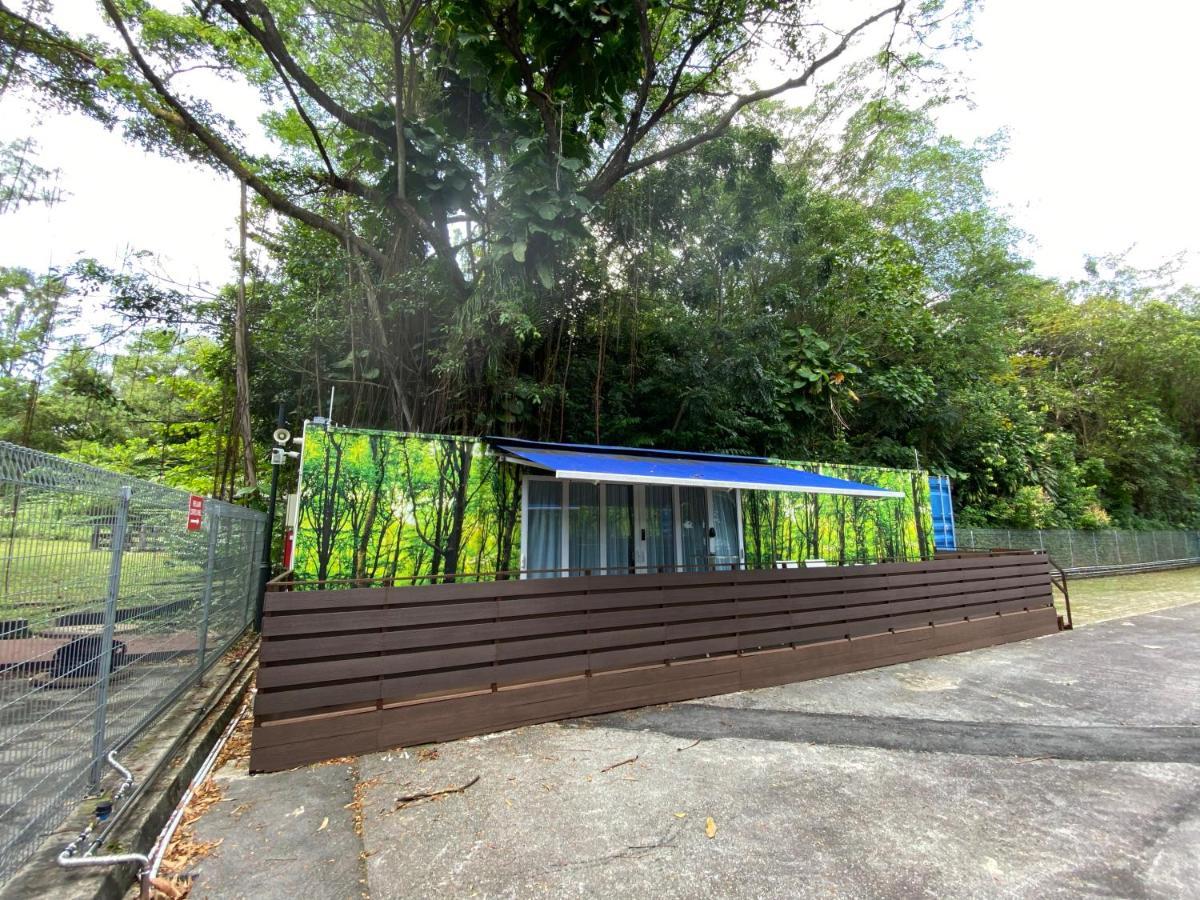 Shipping Container Hotel At Haw Par Villa Googlemap Address 27 Zehnder Road Taxi And Cars Can Only Enter Via Zehnder Road Singapore Buitenkant foto